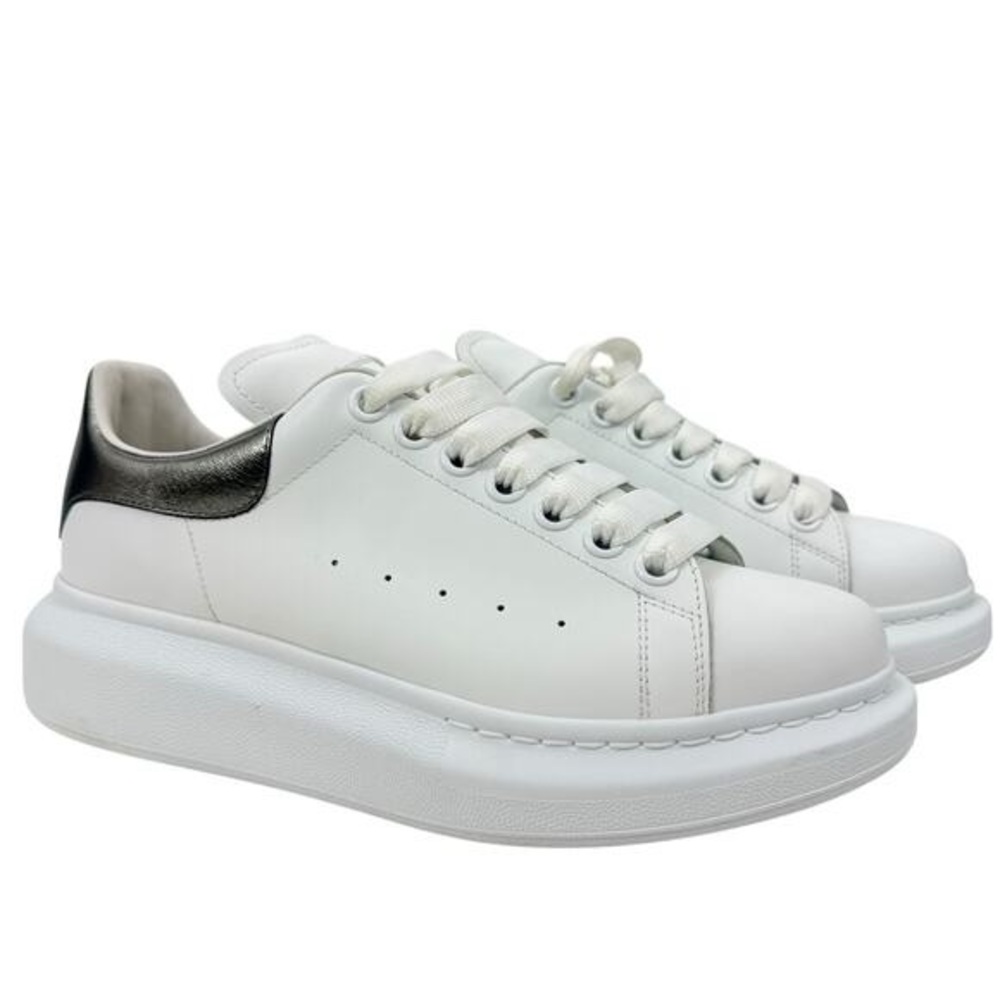 Alexander McQueen Exaggerated sole sneakers pewter